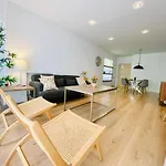 Apartment Apto De Diseno Centro Parking Calefaccion Aire Wifi Granada